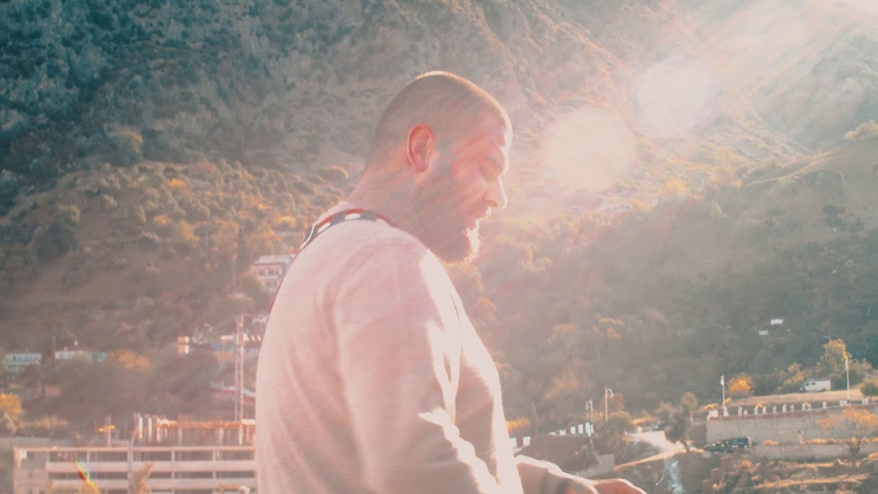 Lyrics Kolja Goldstein – Global (Official Music Video)