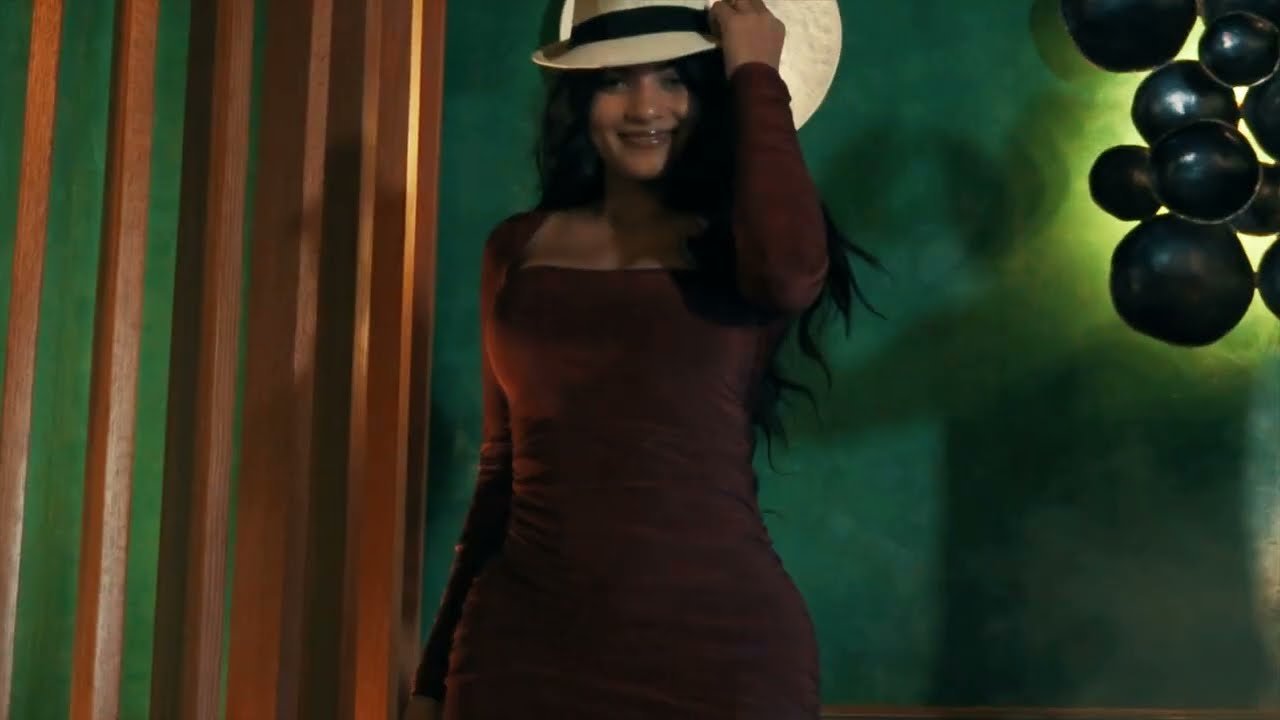 Letra Angelo Perrone – Mueve Tu Cuerpo (Video Oficial ).