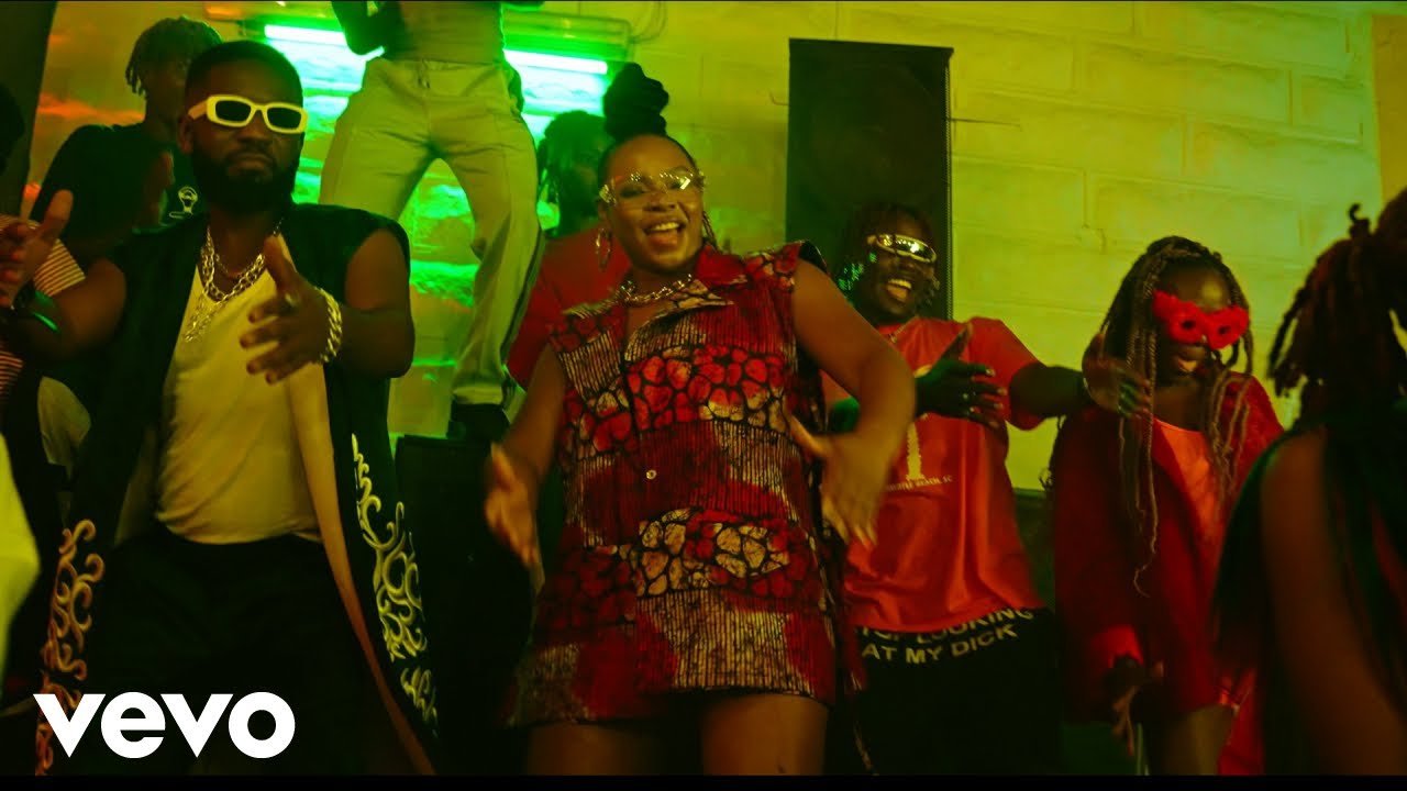 Lyrics Yemi Alade – Jo Jo ft. Bisa Kdei