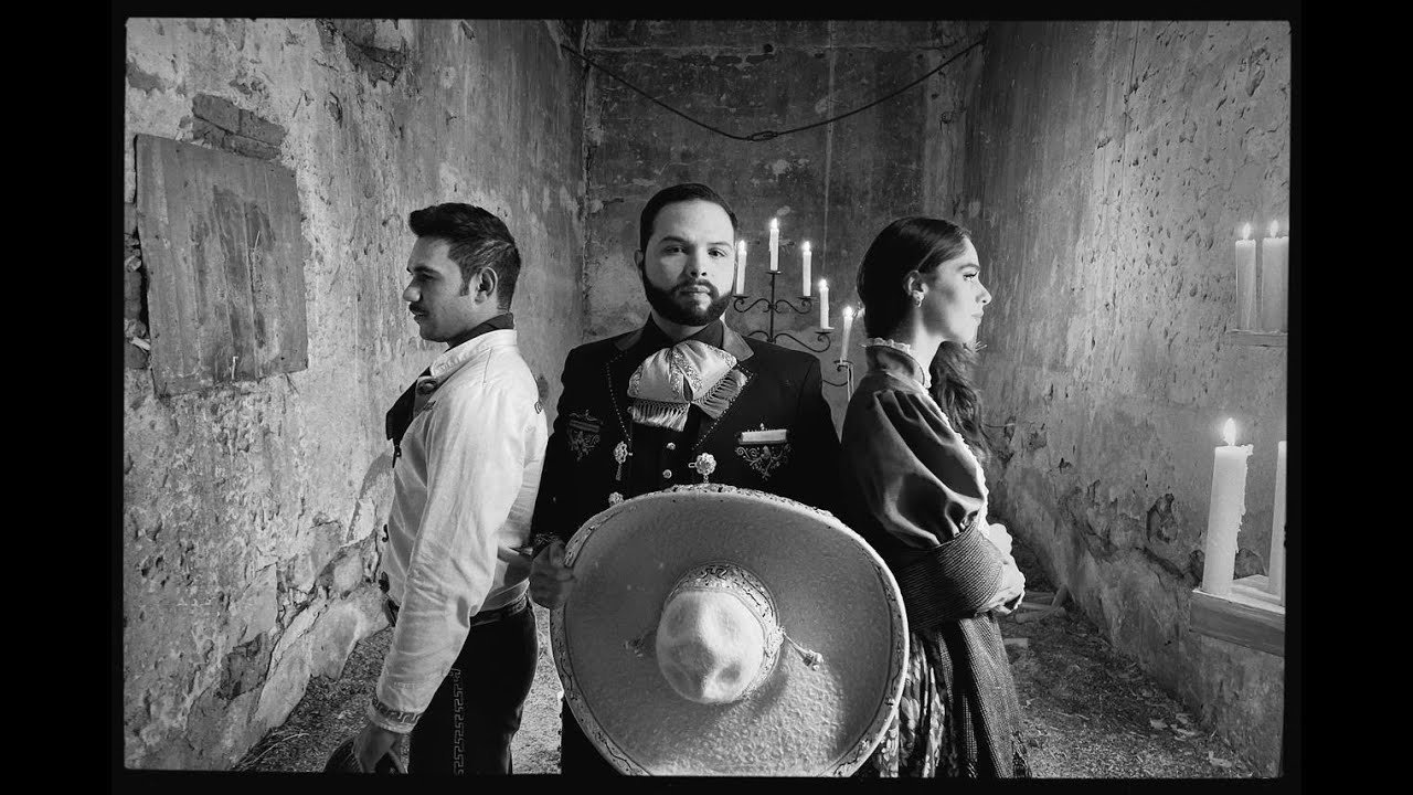 Letra Leonardo Aguilar – Como si no se hubiera ido