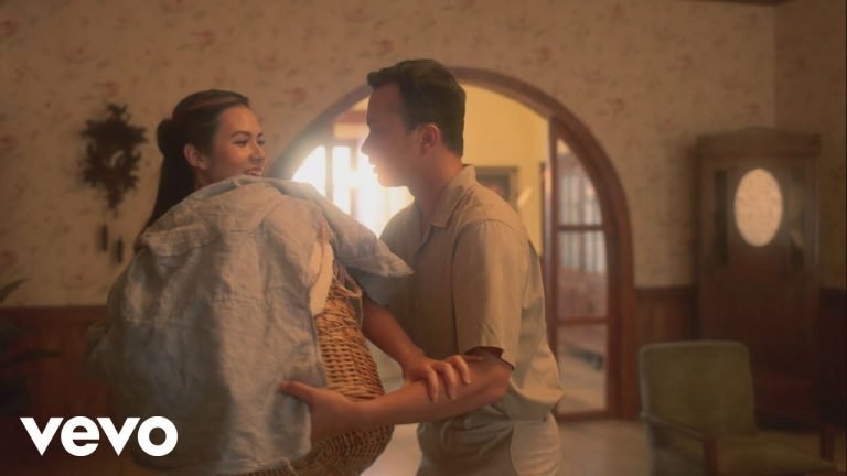 Lyrics Raisa – Nyaman Tak Cukup