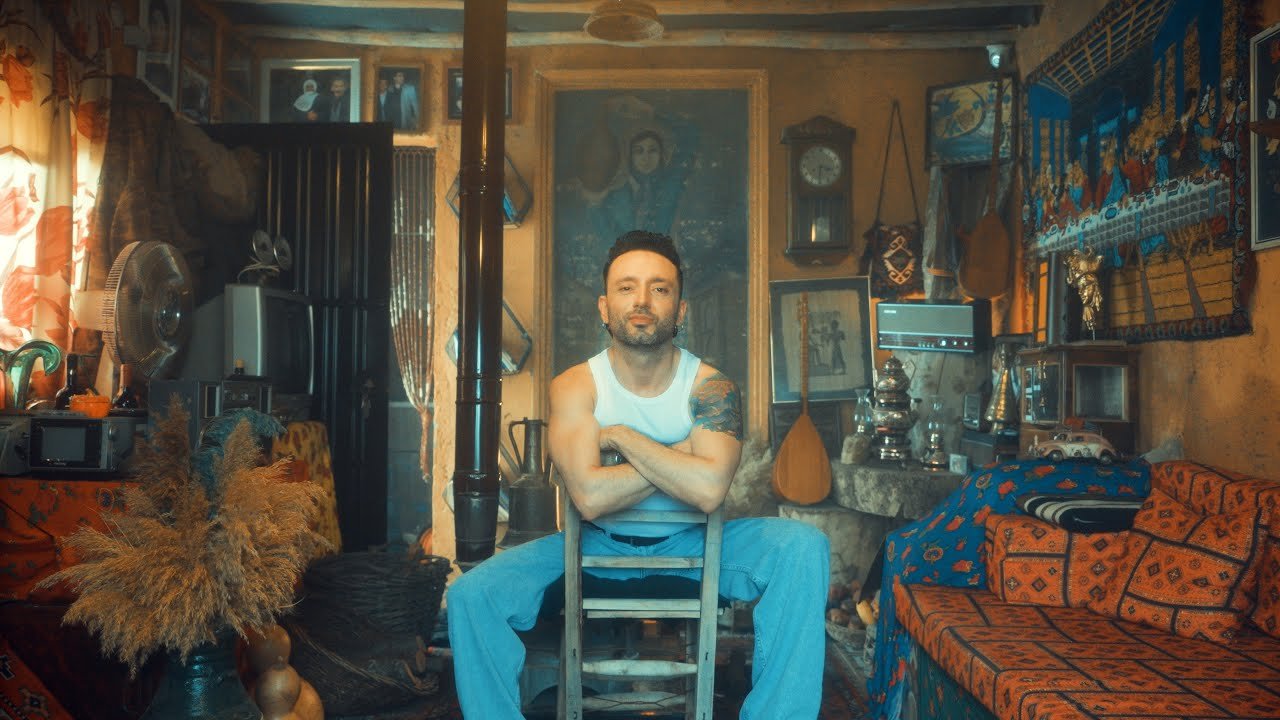 Lyrics Mabel Matiz – Uçkun (feat. Hello Psychaleppo)