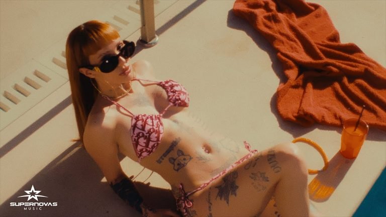LA JOAQUI – Anochecemos Letra
