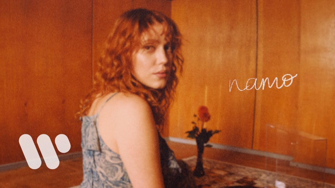 Monique – noriu grįžt namo Lyrics