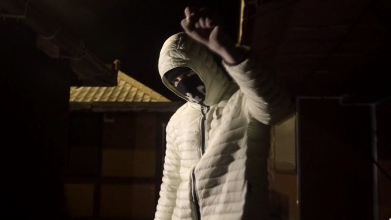 PIKERS – MIĘDZY OCZY Lyrics
