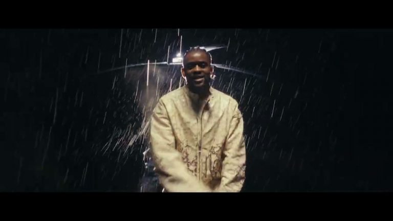 Guy2Bezbar – TOUT L’ÉTÉ Lyrics
