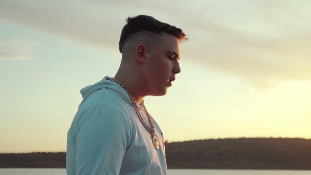 KID SERGIO – HENNESSY Lyrics