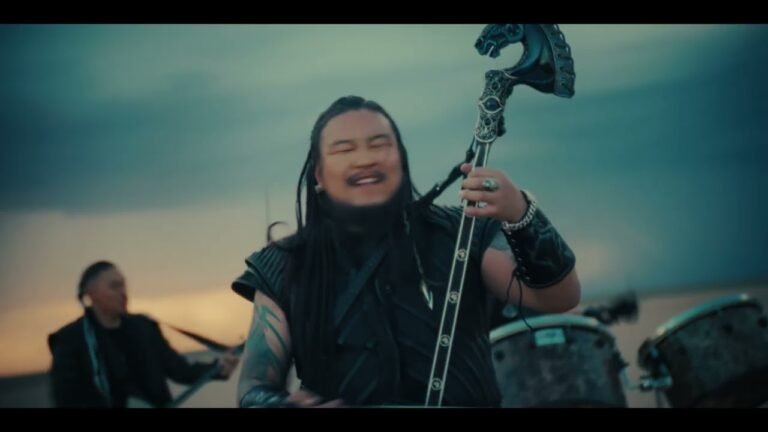 Grey Hun – The HU