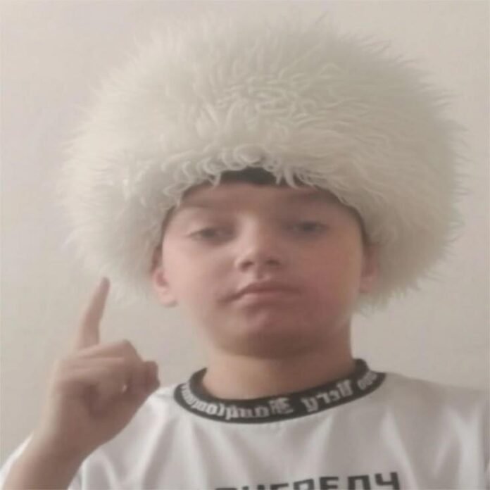 привет хиро (hi hero) – папаха (papakha) Lyrics