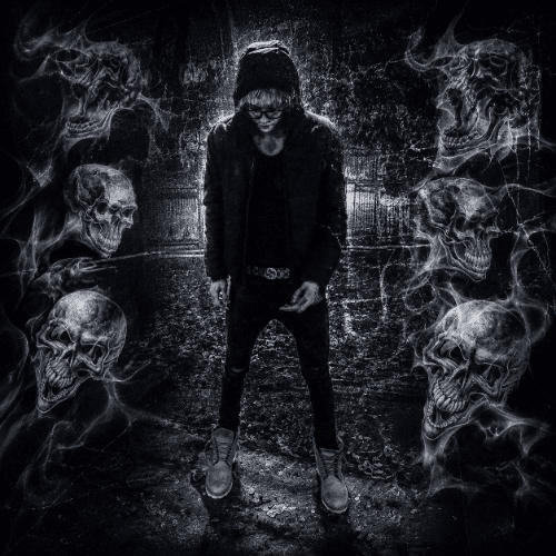 ErickoSimans – TonyHawk Lyrics