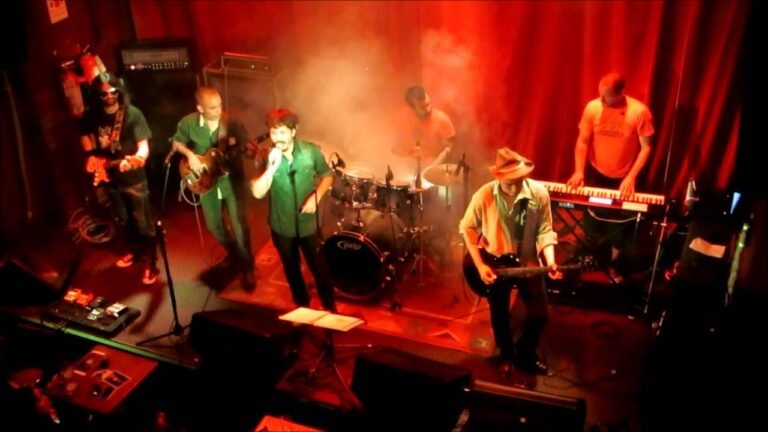 Cuarto Silencio – Cada Vez Mejor (Letra & Video)