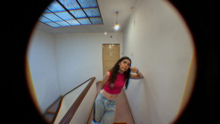 Tomás Oliveira – NÓS (Letra & Video)