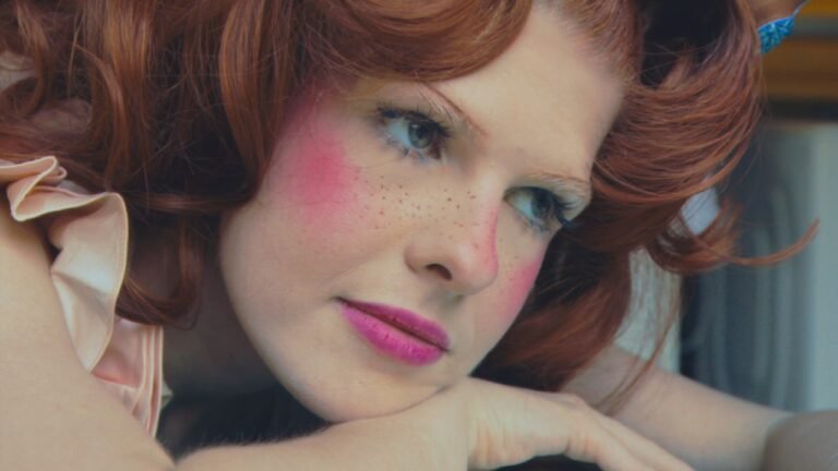 Catie Turner – California (Lyrics & Video)