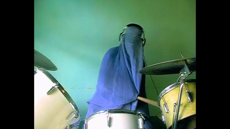 Burka Band – No Burka! (Lyrics & Video)